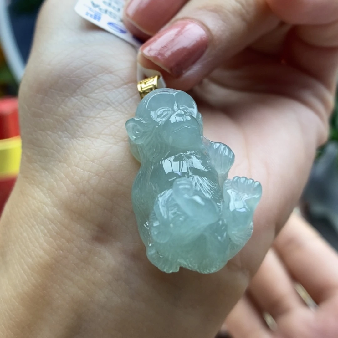 颈饰18K金镶嵌翡翠吊坠57