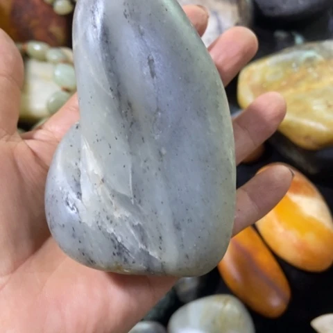 笑***7和田玉（糖玉）未镶嵌车挂