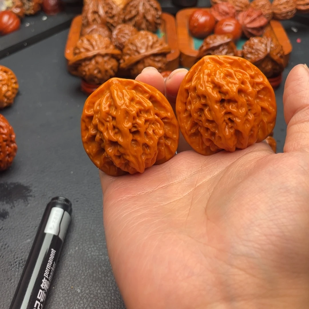 把件文玩核桃盘龙纹