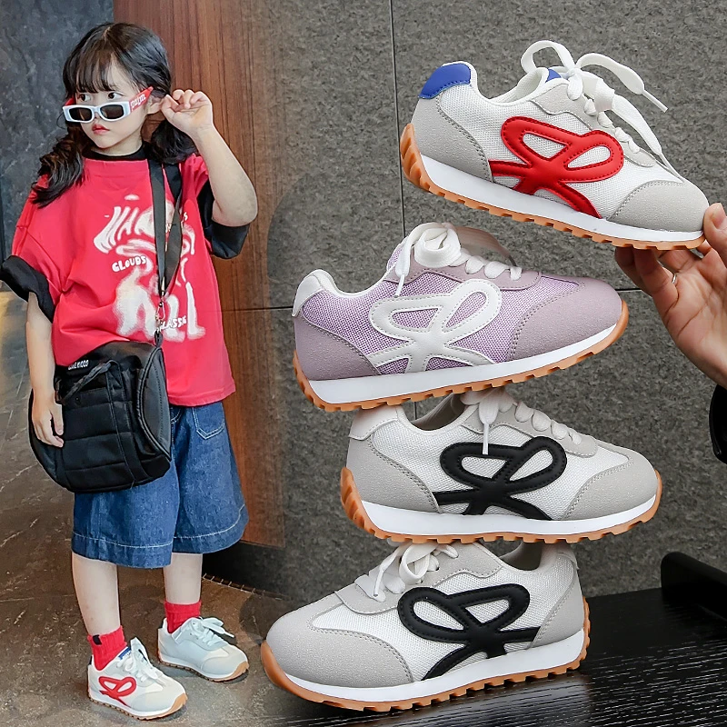 儿童鞋子小白鞋春季2025新款女童轻便软底跑步运动鞋男童阿甘板鞋