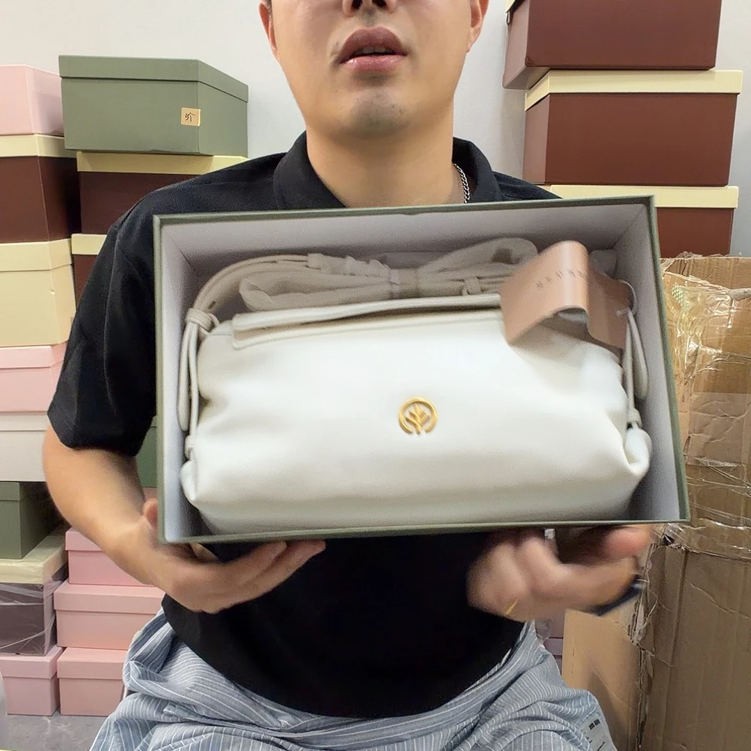 绵羊皮（革）牛剖层皮革羊皮（革）