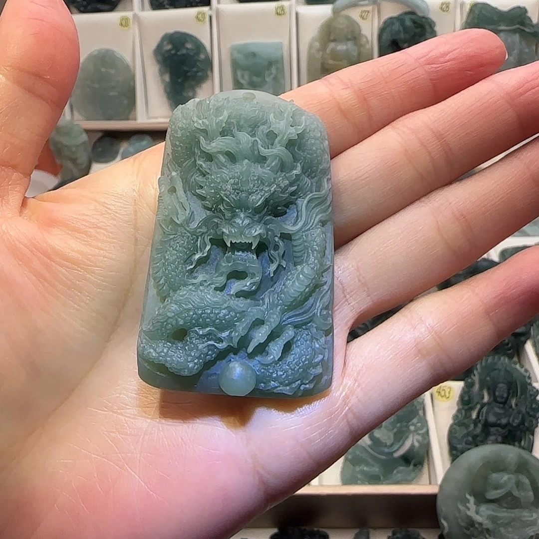 定制翡翠未镶嵌大威天龙翡翠定制