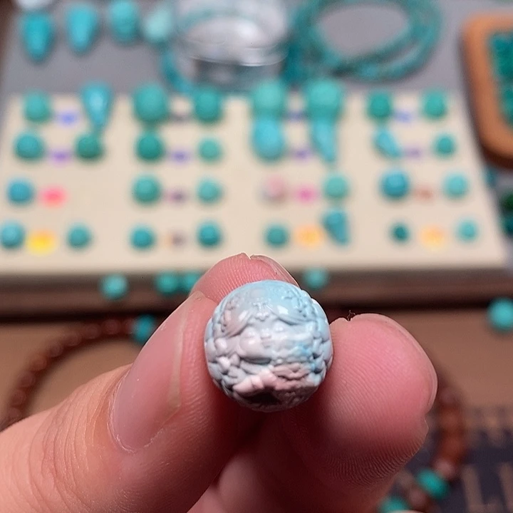 原生态湖北矿散珠配饰，尺寸12.5