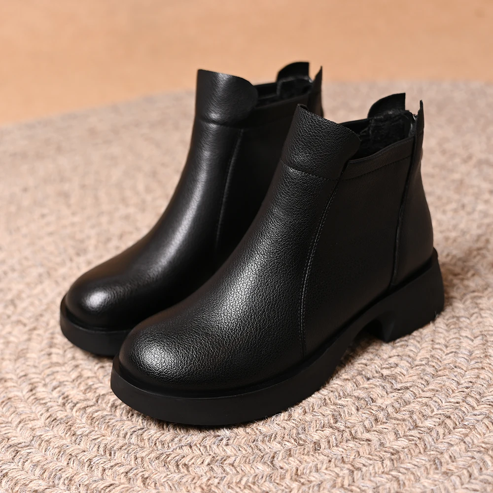 复古粗跟圆头短靴女2025秋冬新款舒适百搭后拉链低跟软底马丁靴