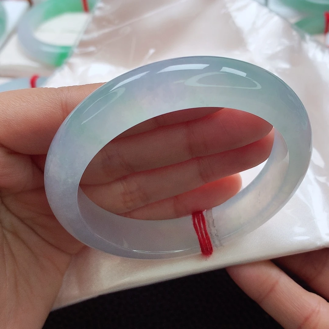 翡翠手镯未镶嵌米*天然翡翠