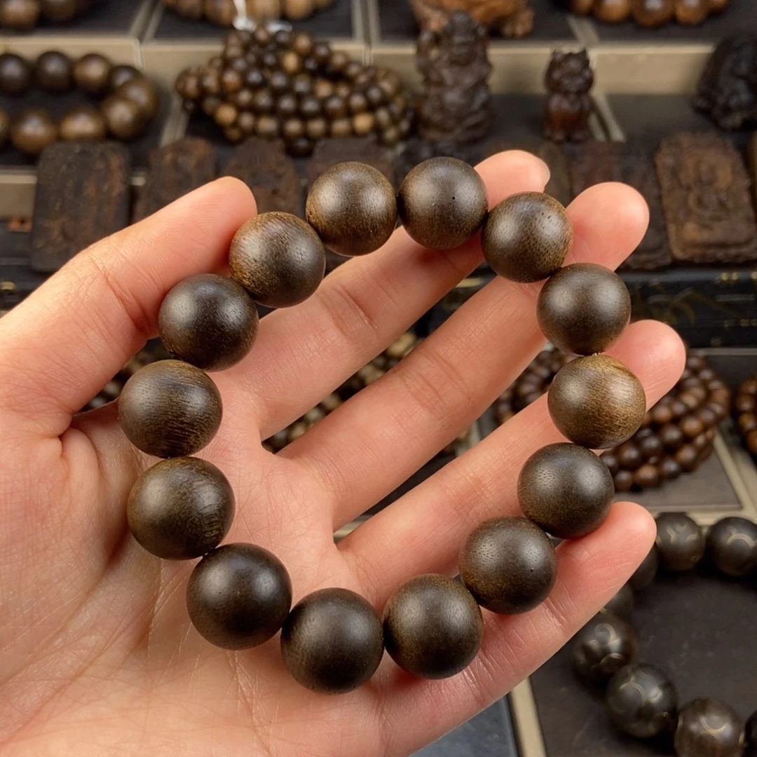 沉香手串海*人越南芽庄白棋楠