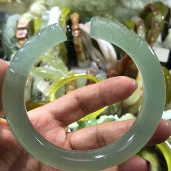 岫玉未镶嵌手镯57