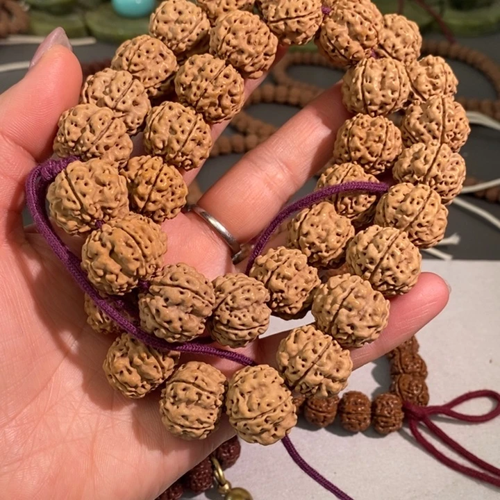 金刚菩提手串哦哦哦哦哦