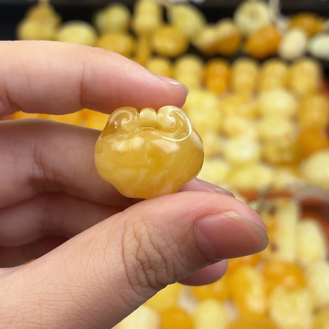 蜜蜡未镶嵌毛衣链蜜蜡
