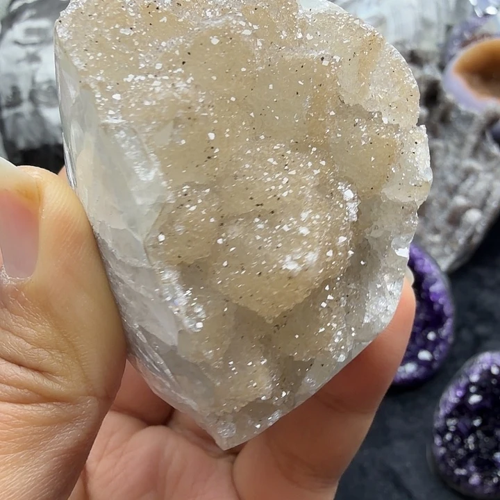 水晶未镶嵌珠宝半成品