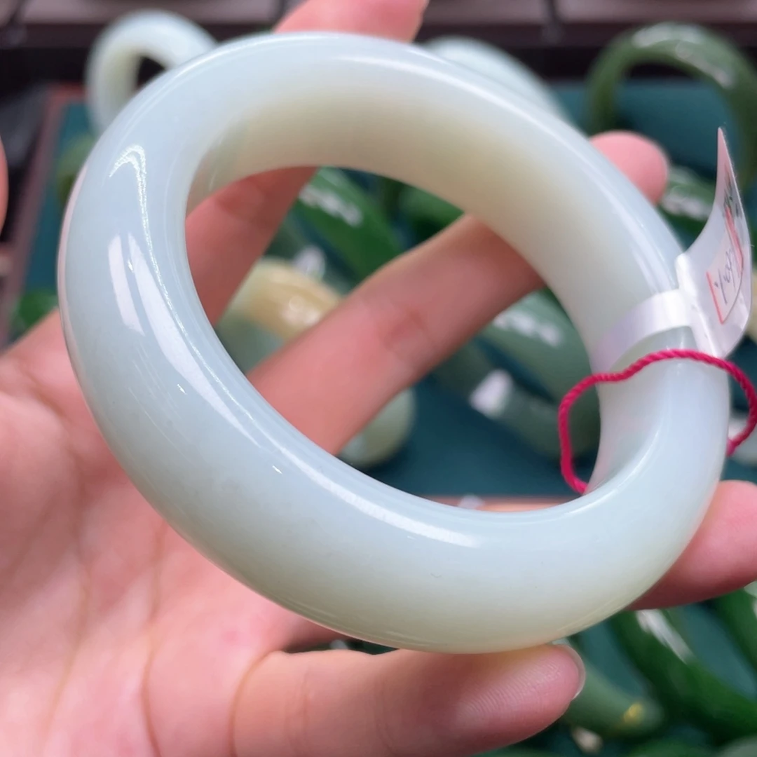 和田玉未镶嵌手镯5859