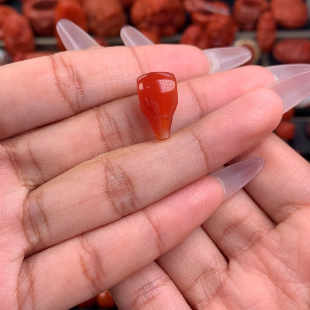 南红玛瑙冰红三通9+未镶嵌