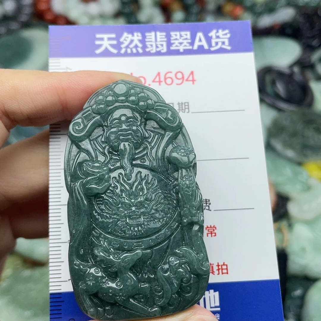 翡翠未镶嵌挂件4694