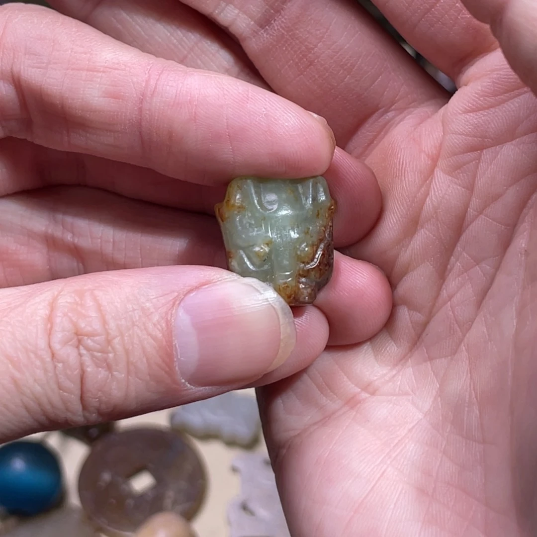 和田玉无未镶嵌丹*