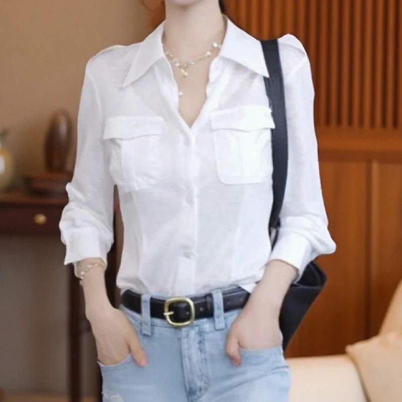 新款韩系时髦女士气质翻领上衣高级感洋气拼接片裁显瘦百搭衬衫