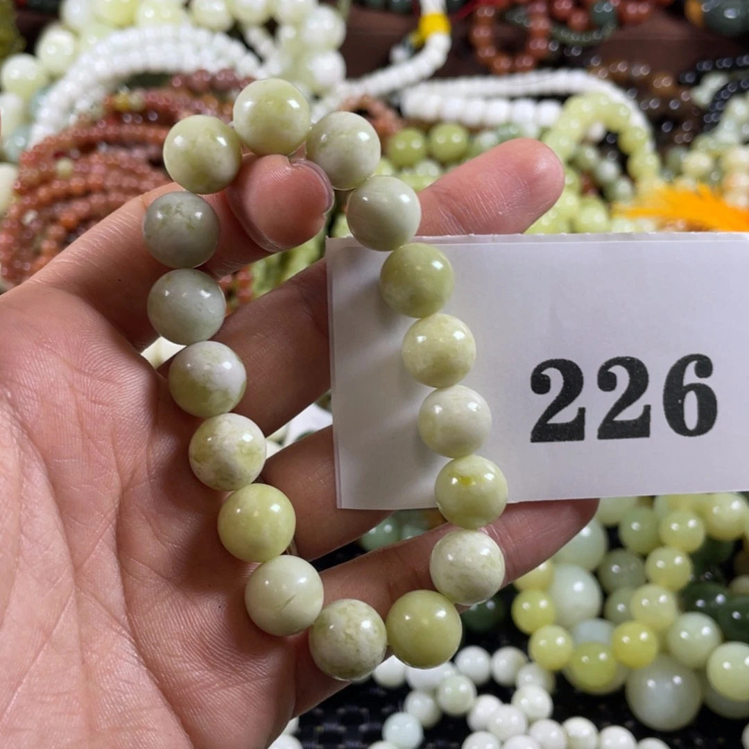 未镶嵌蛇纹石玉手链