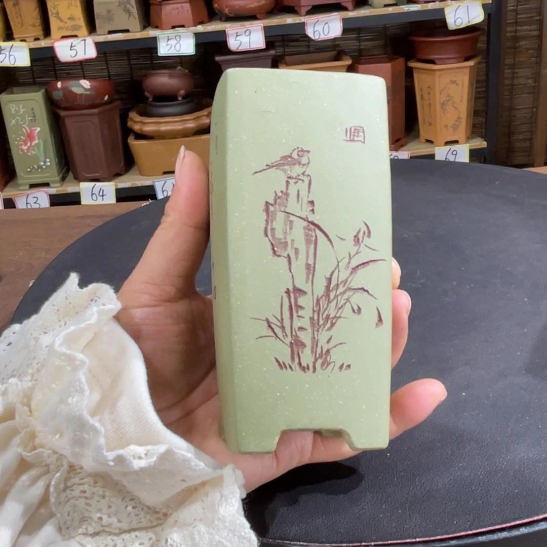 紫砂花盆紫砂花盆在这里