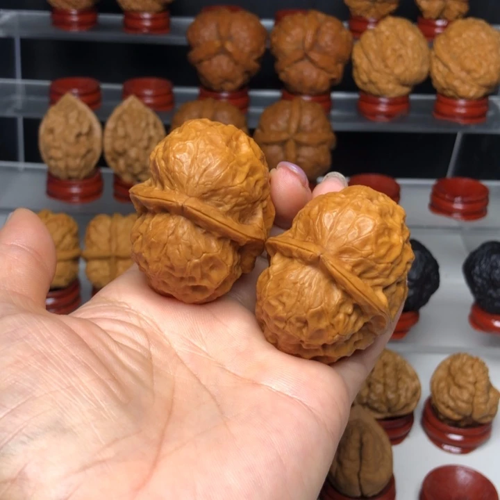 ****昂文玩核桃吊坠79玄武大帝