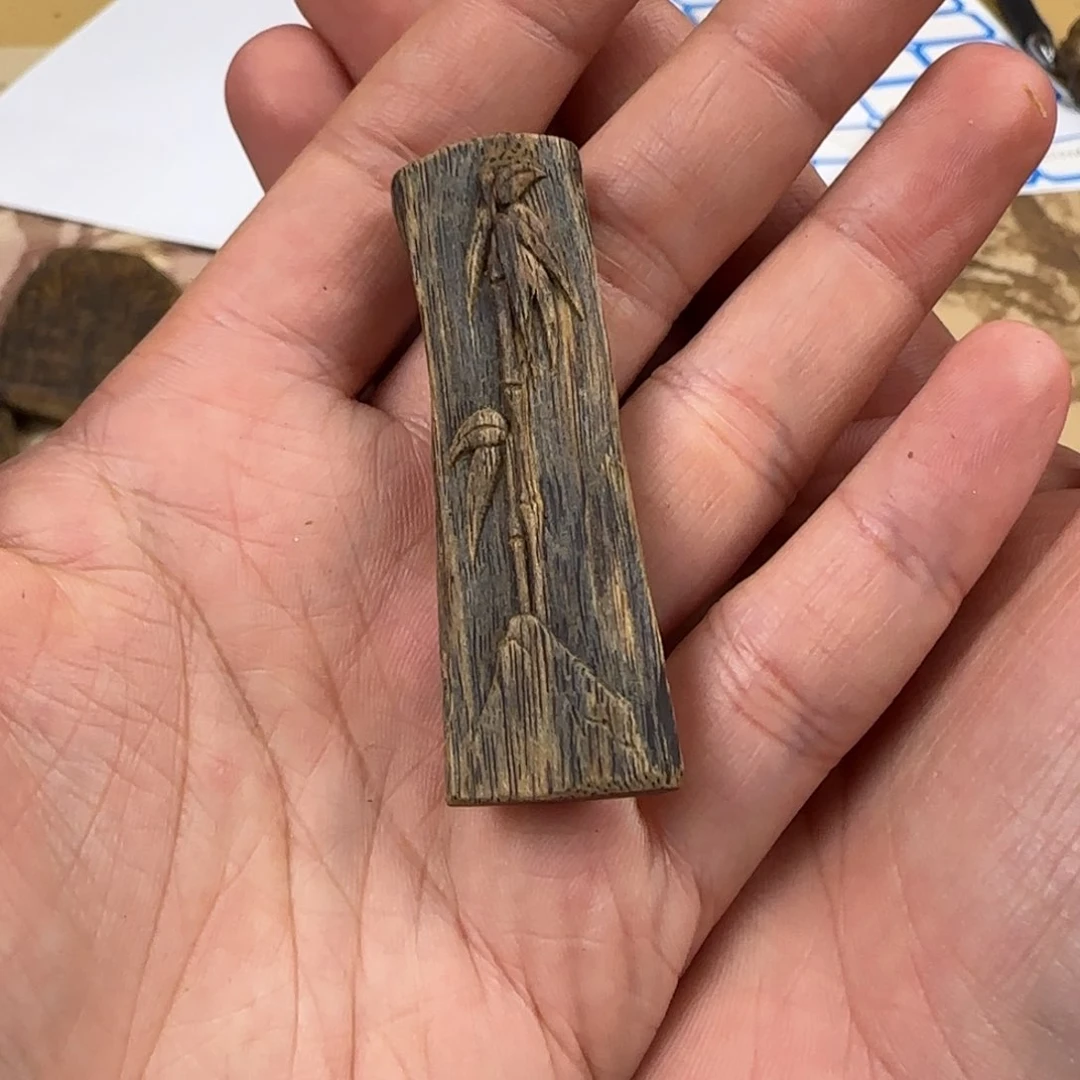 沉香手把件绿棋原材料高货雕刻牌