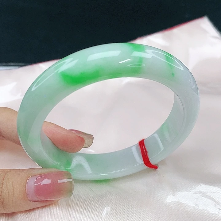 翡翠未镶嵌手镯圈57.8，58011