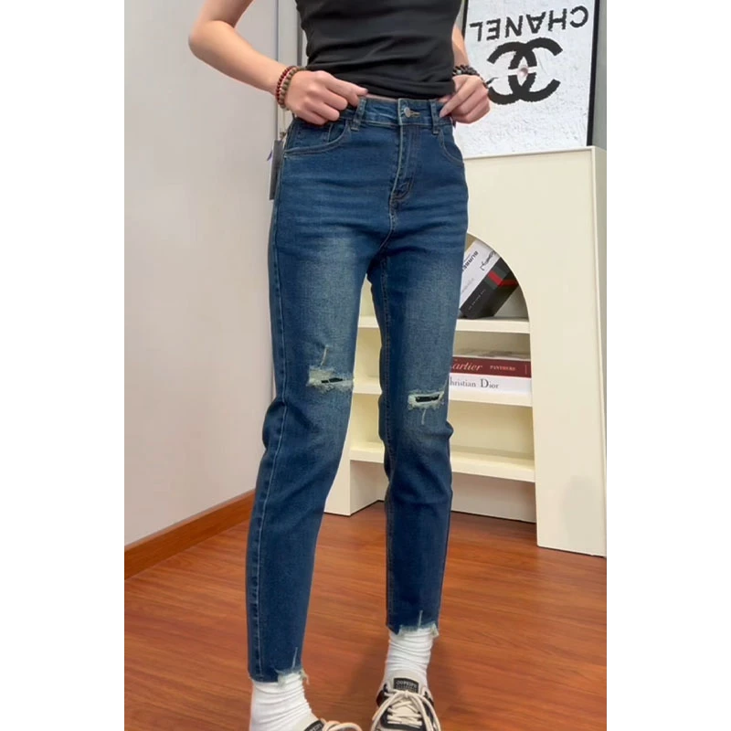 2025秋季新款假破洞弹力铅笔裤女款大码小个子显瘦修身小脚牛仔裤