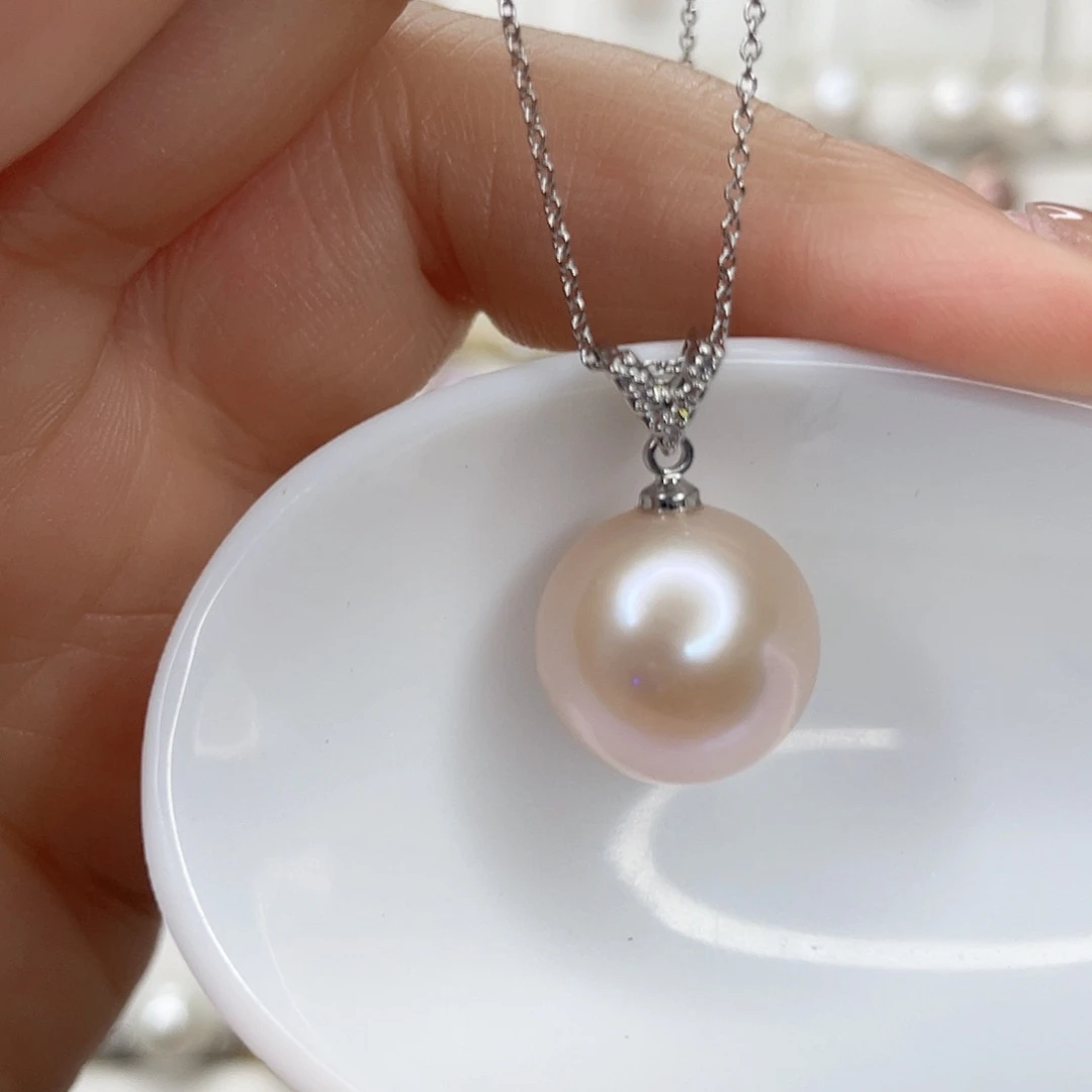 淡水珍珠吊坠(赠链)未镶嵌