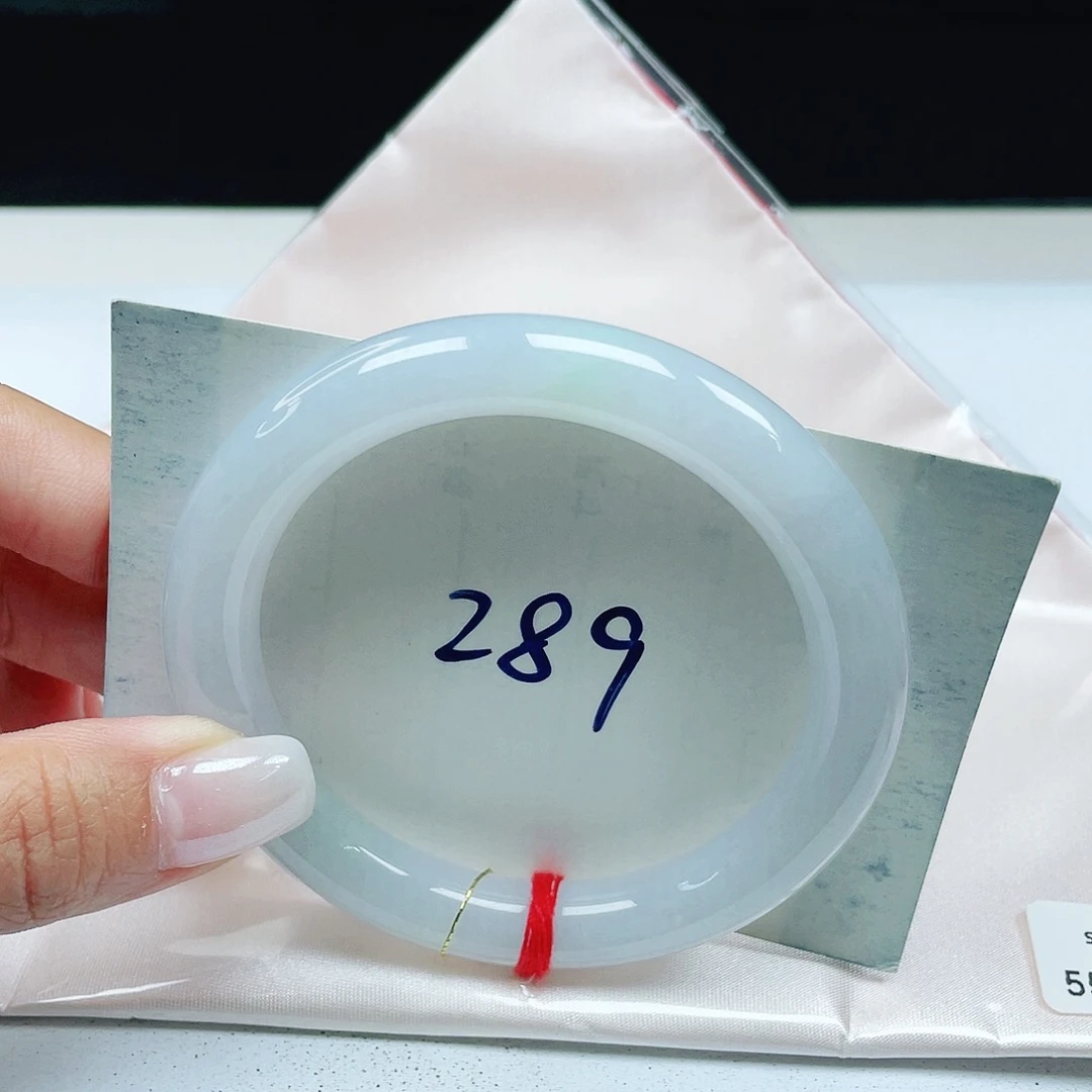 翡翠未镶嵌手镯 圆条55