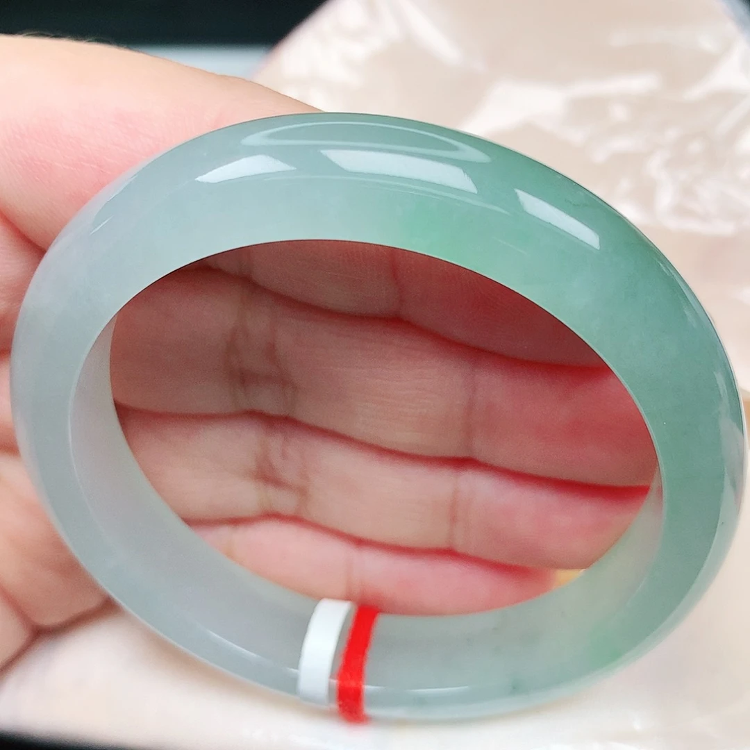 未镶嵌手镯翡翠40冰绿渐变