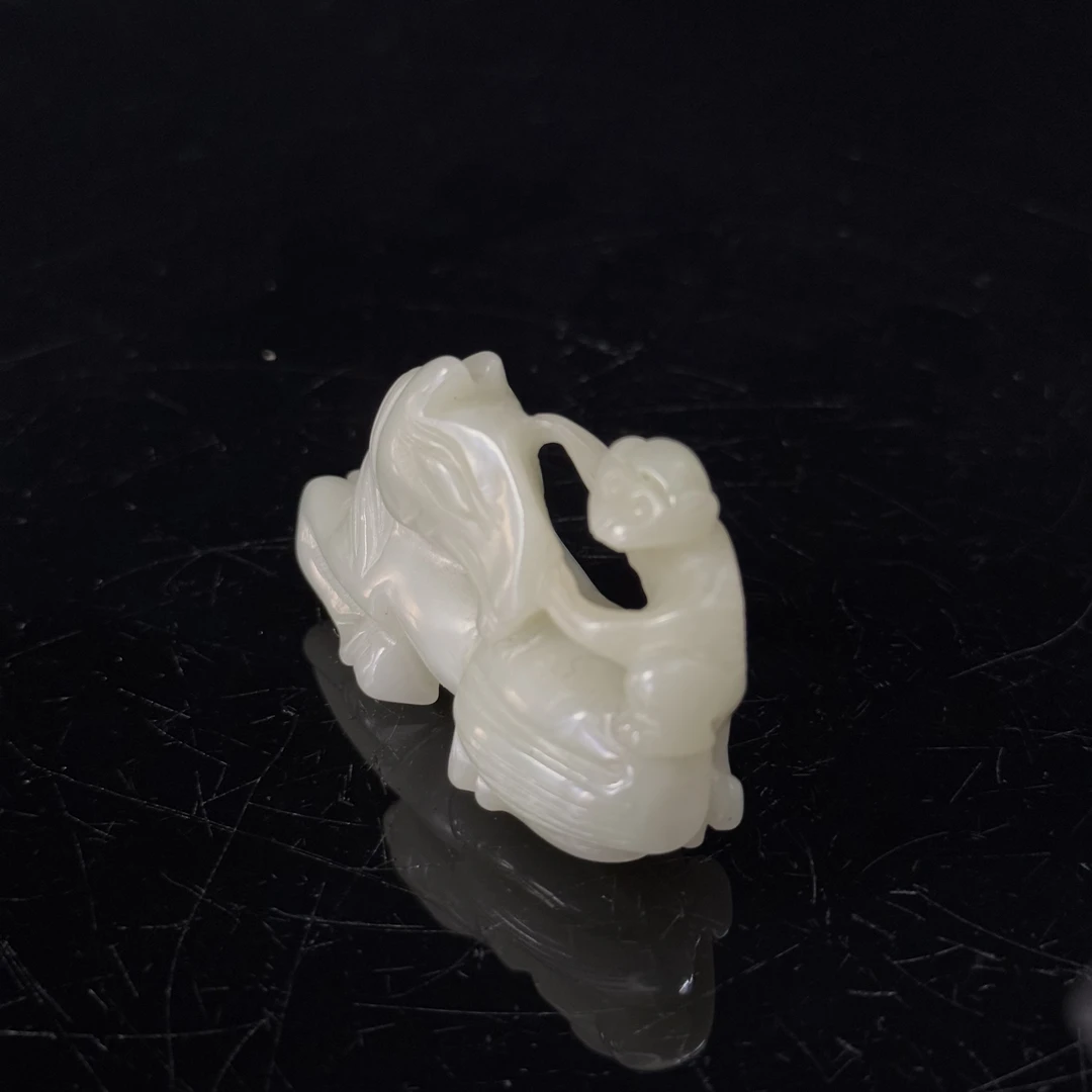 清代和田玉马上封侯