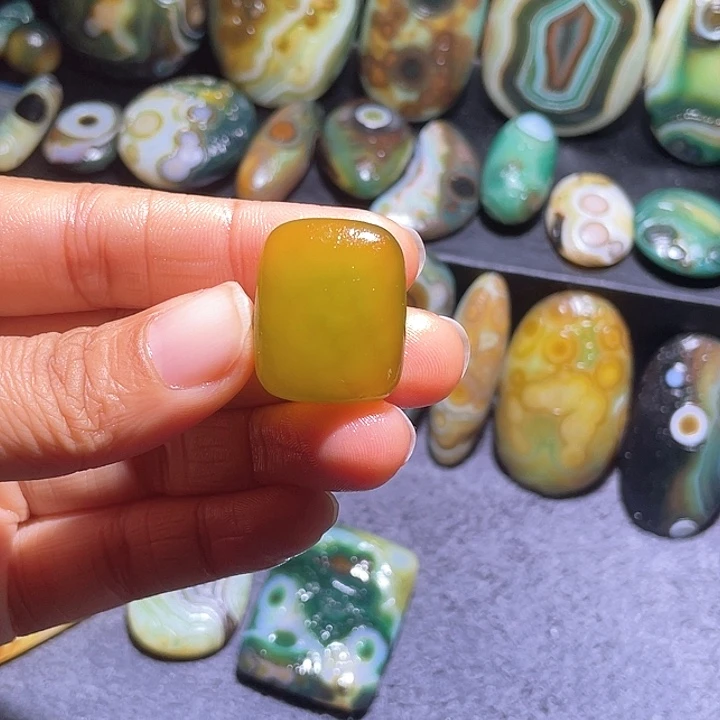 玛瑙/玉髓珠宝奇石未镶嵌