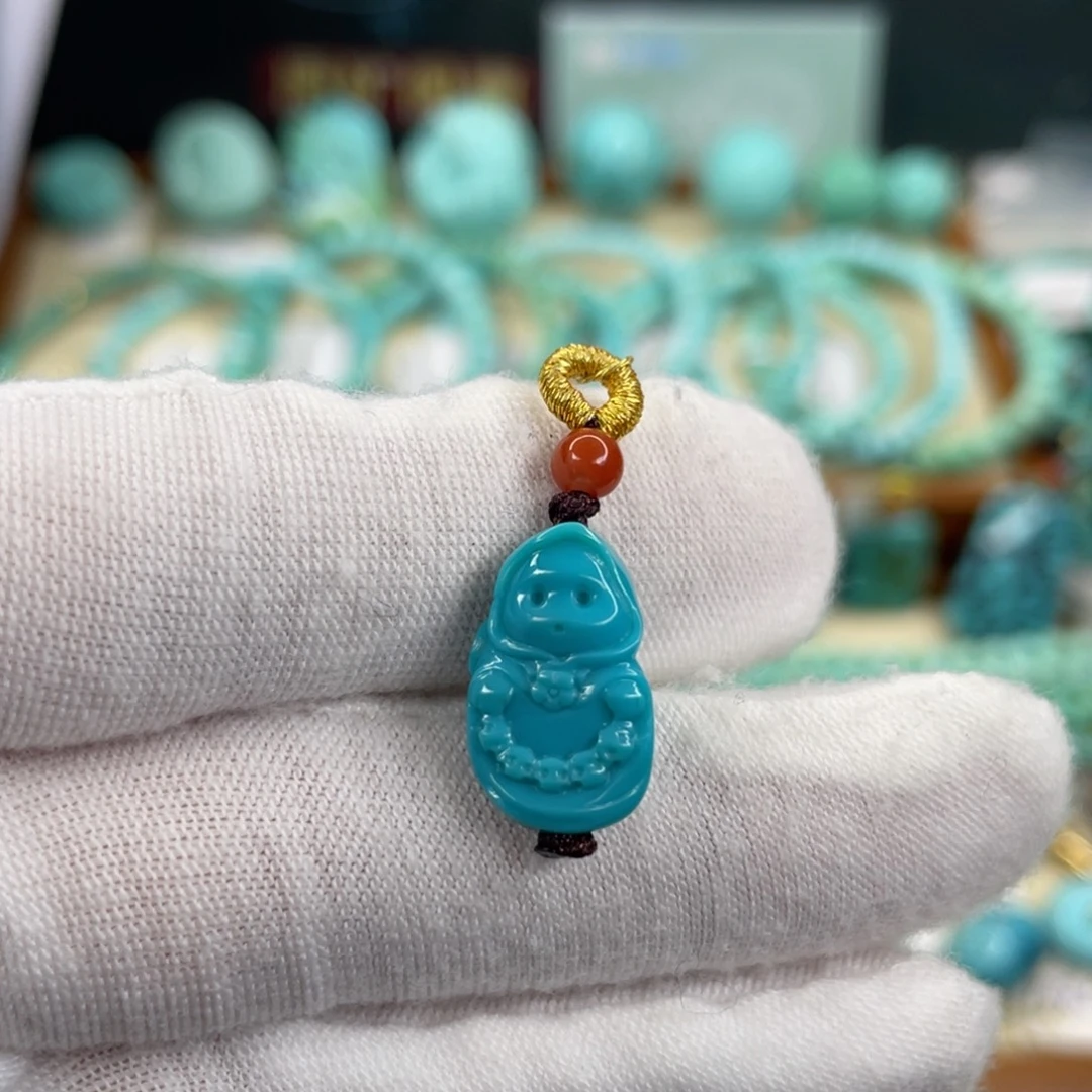 绿松石未镶嵌挂件