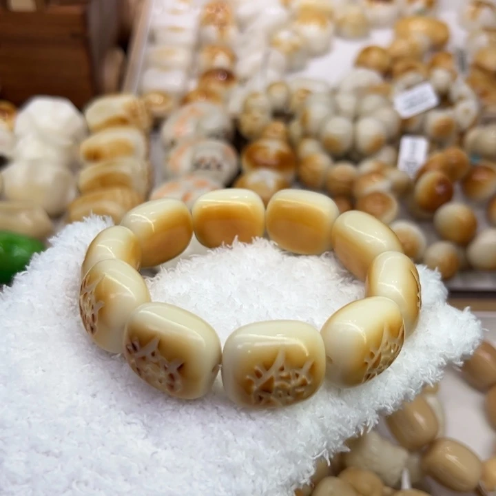 把件菩提根/象牙果21 象牙果原果雕刻炭烧發财串