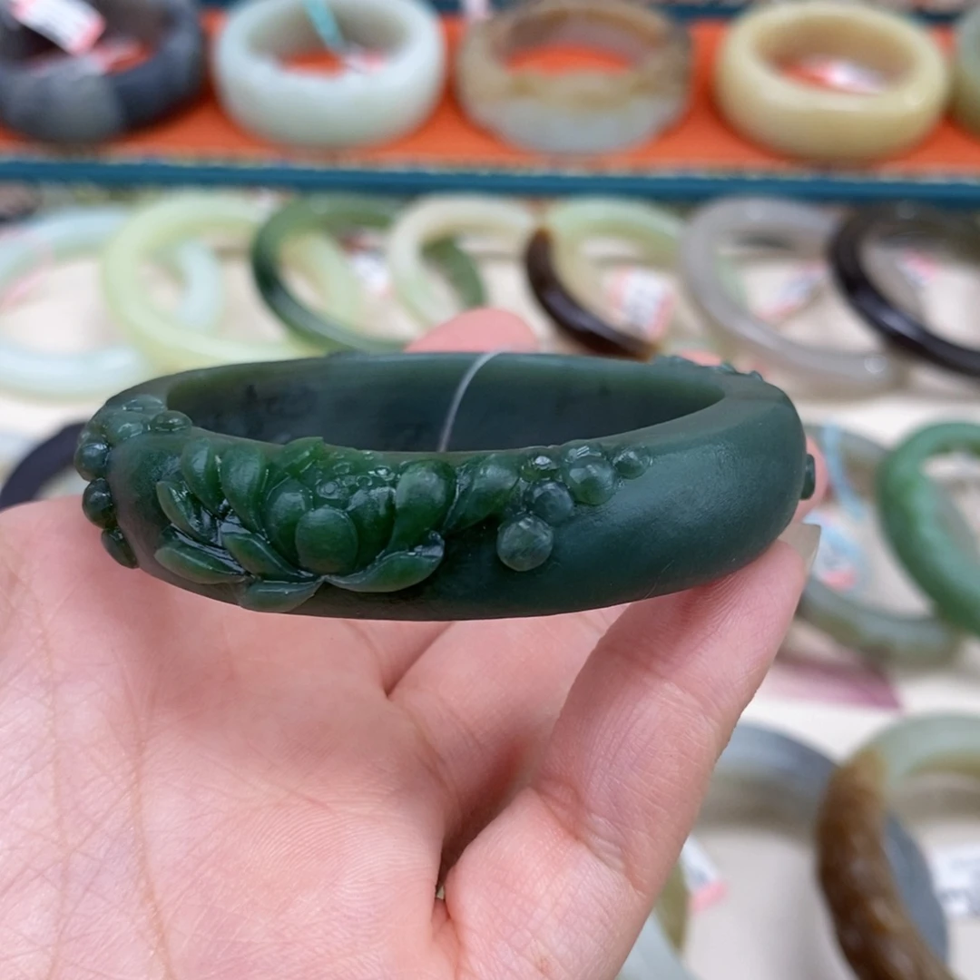 和田玉未镶嵌手镯54.1定制