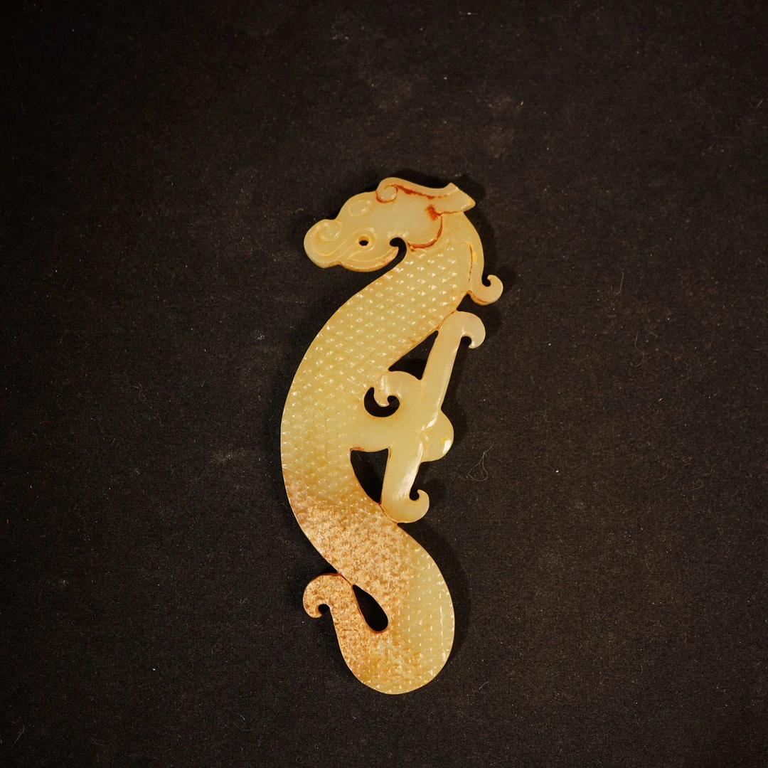 3YM45明 玉龙挂佩饰