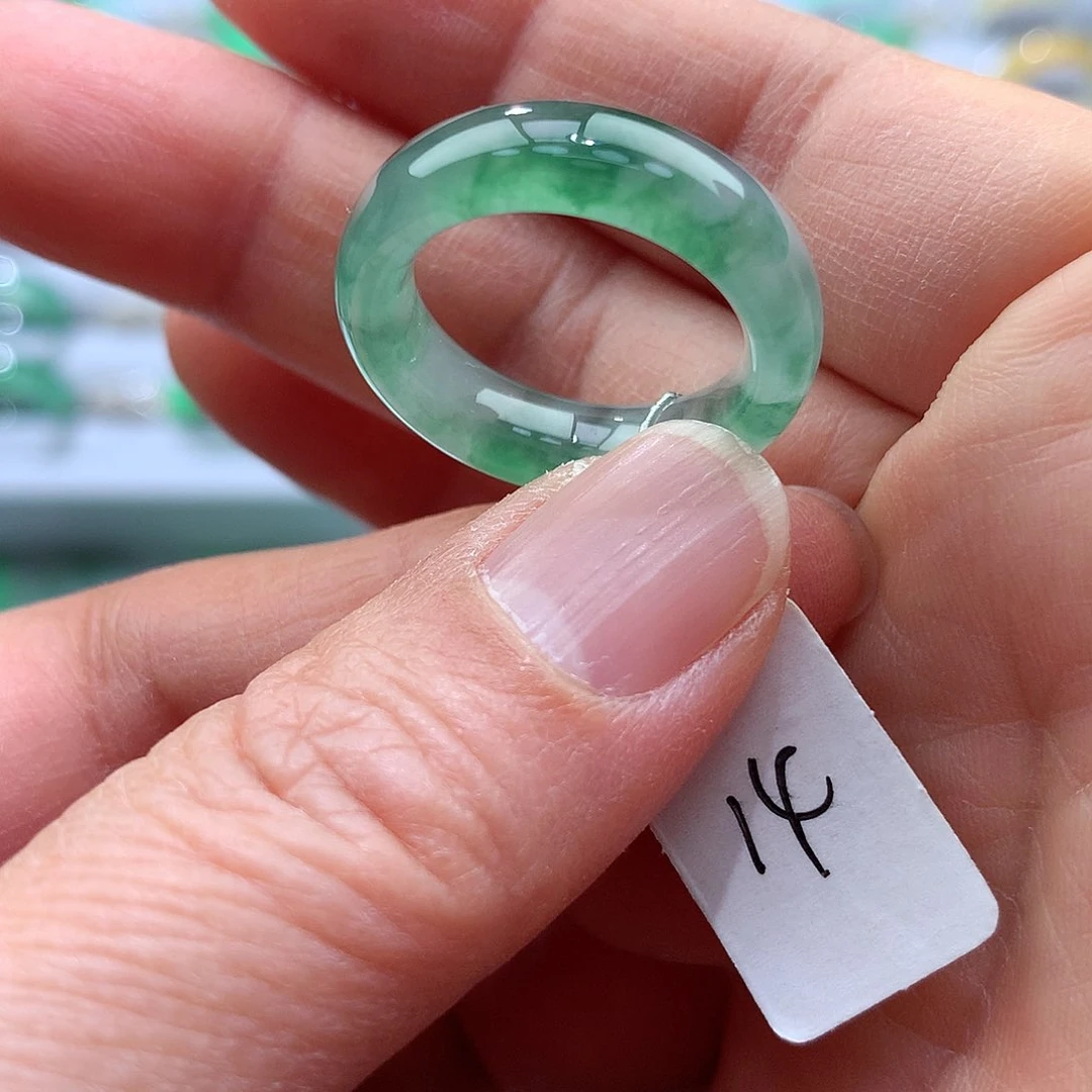 翡翠戒指未镶嵌14号