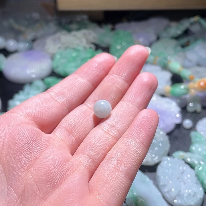 翡翠未镶嵌颈饰繁****o天