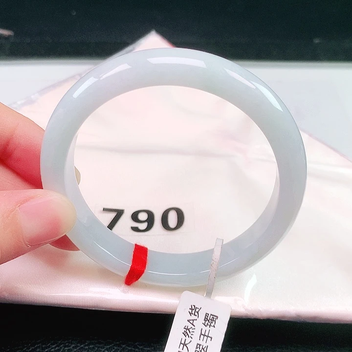 翡翠未镶嵌手镯790