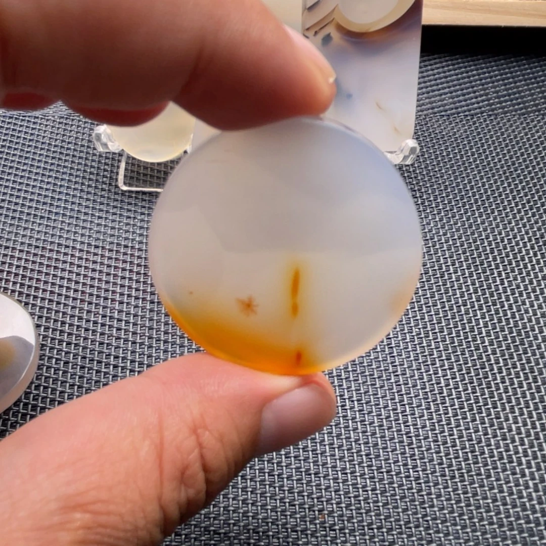 未镶嵌颈饰玛瑙/玉髓