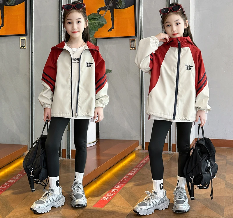 女童外套春秋款2025新款儿童休闲连帽夹克中大童韩版拼色冲锋衣潮