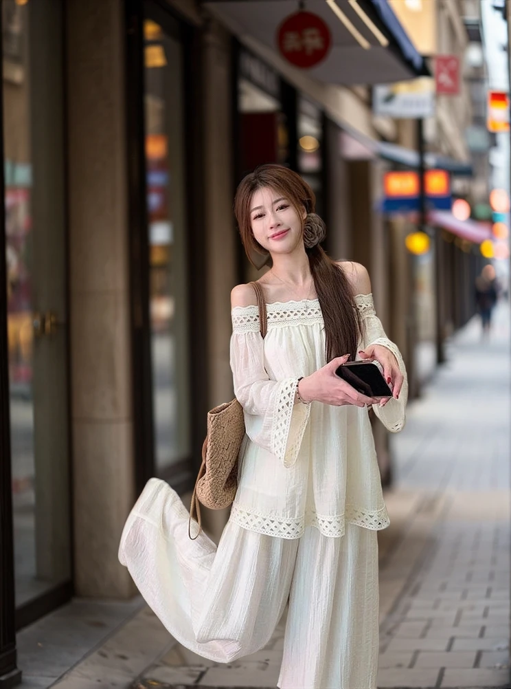 老钱慵懒风简约气质两件套女刺绣质感花边一字肩宽松上衣长裤套装