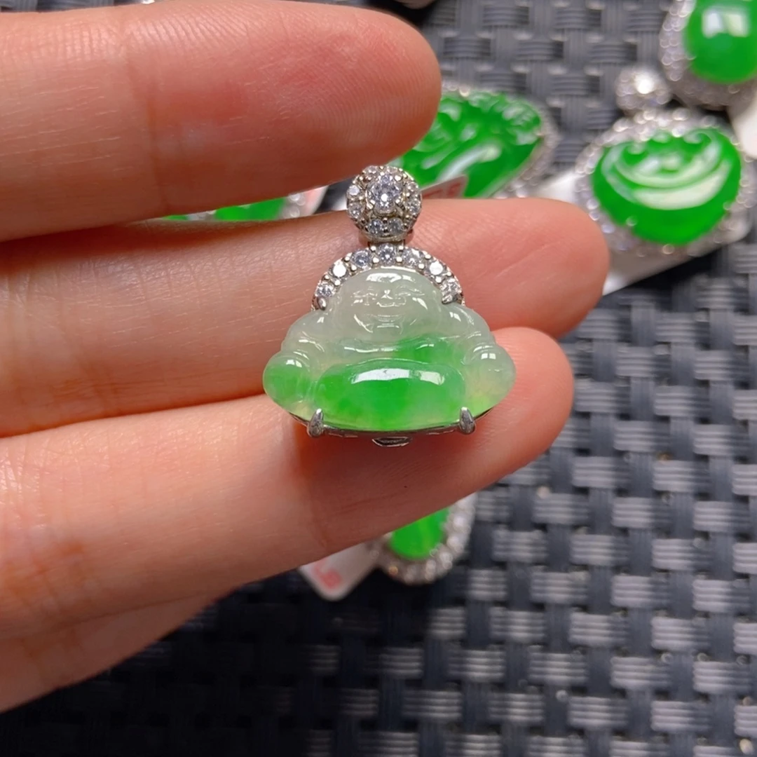 翡翠银S925镶嵌颈饰佛公吊坠