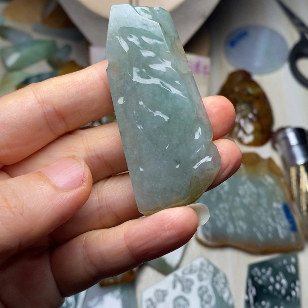 翡翠未镶嵌颈饰天然