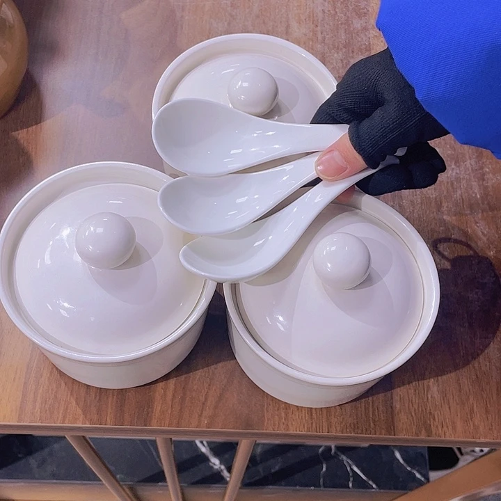 白瓷餐盘餐盘餐盘