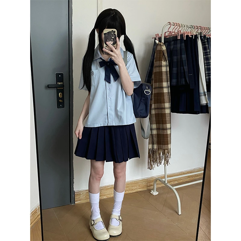 冰淇淋与鲸【小岚栀】jk制服基础款春夏上衣学院风蓝色开襟短袖衬衫