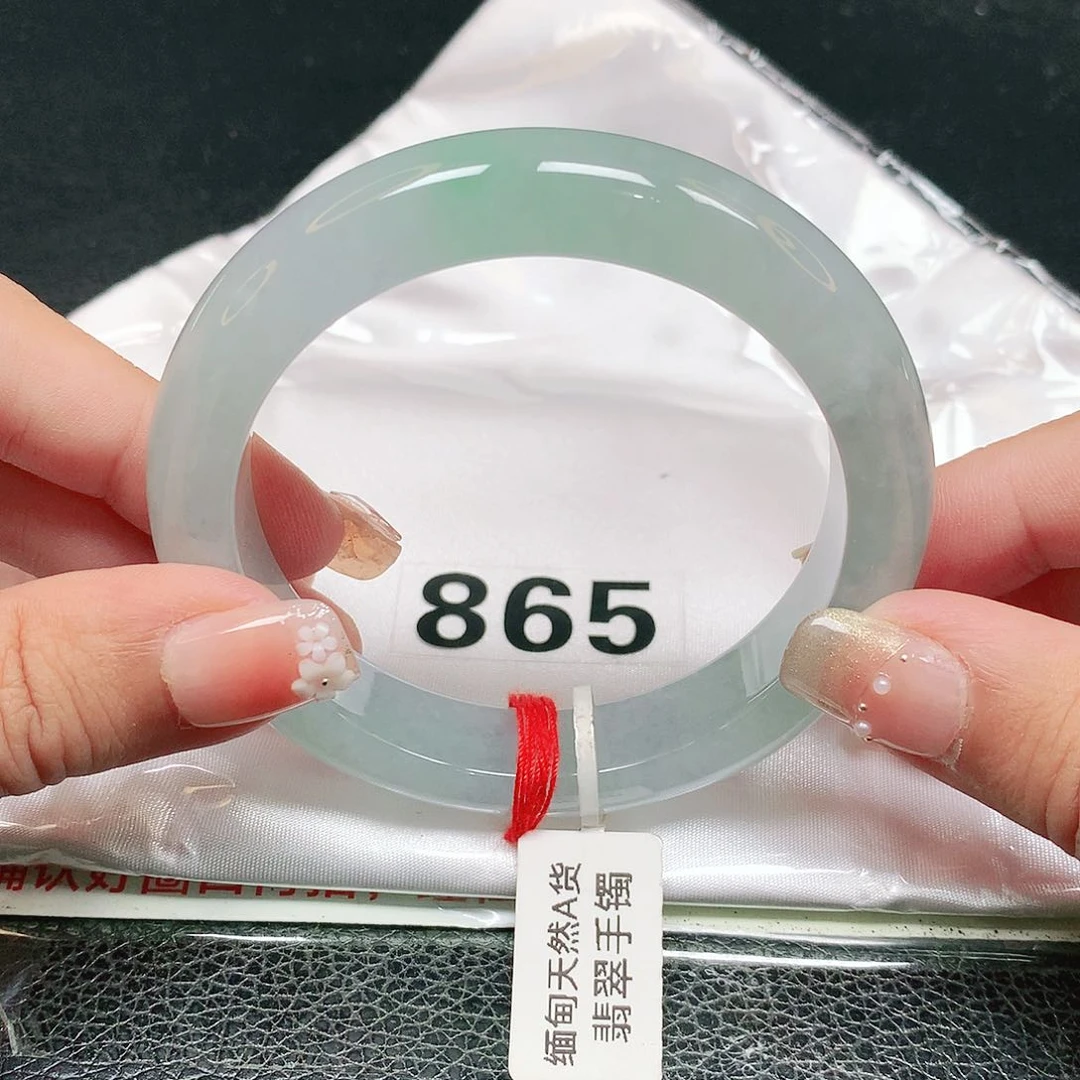 未镶嵌手镯翡翠正圈