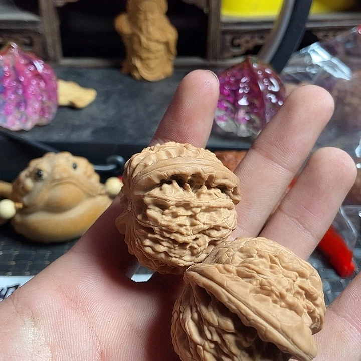 文玩核桃吊坠叁**?狮子