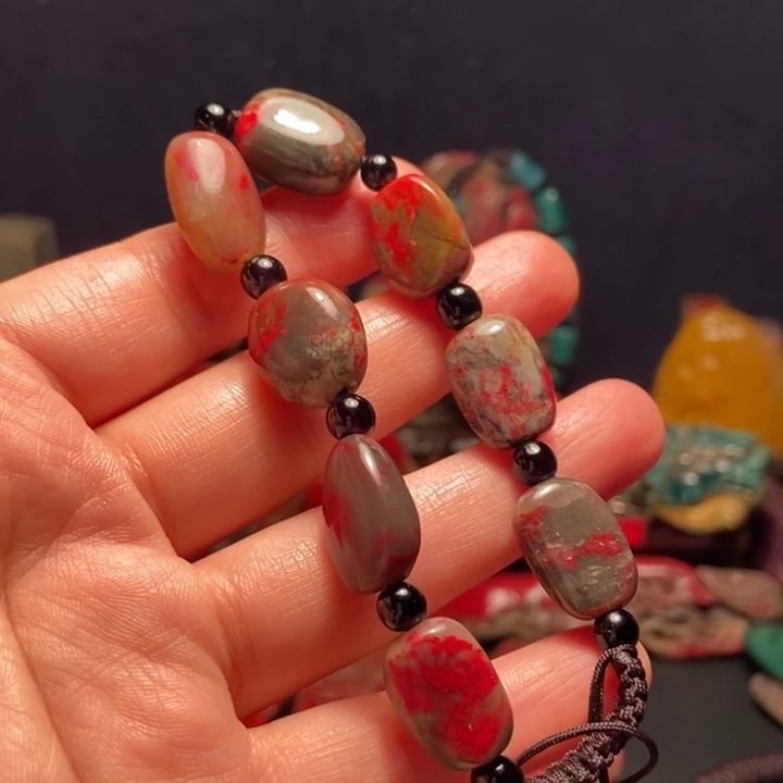 昌化鸡血石昌化鸡血石