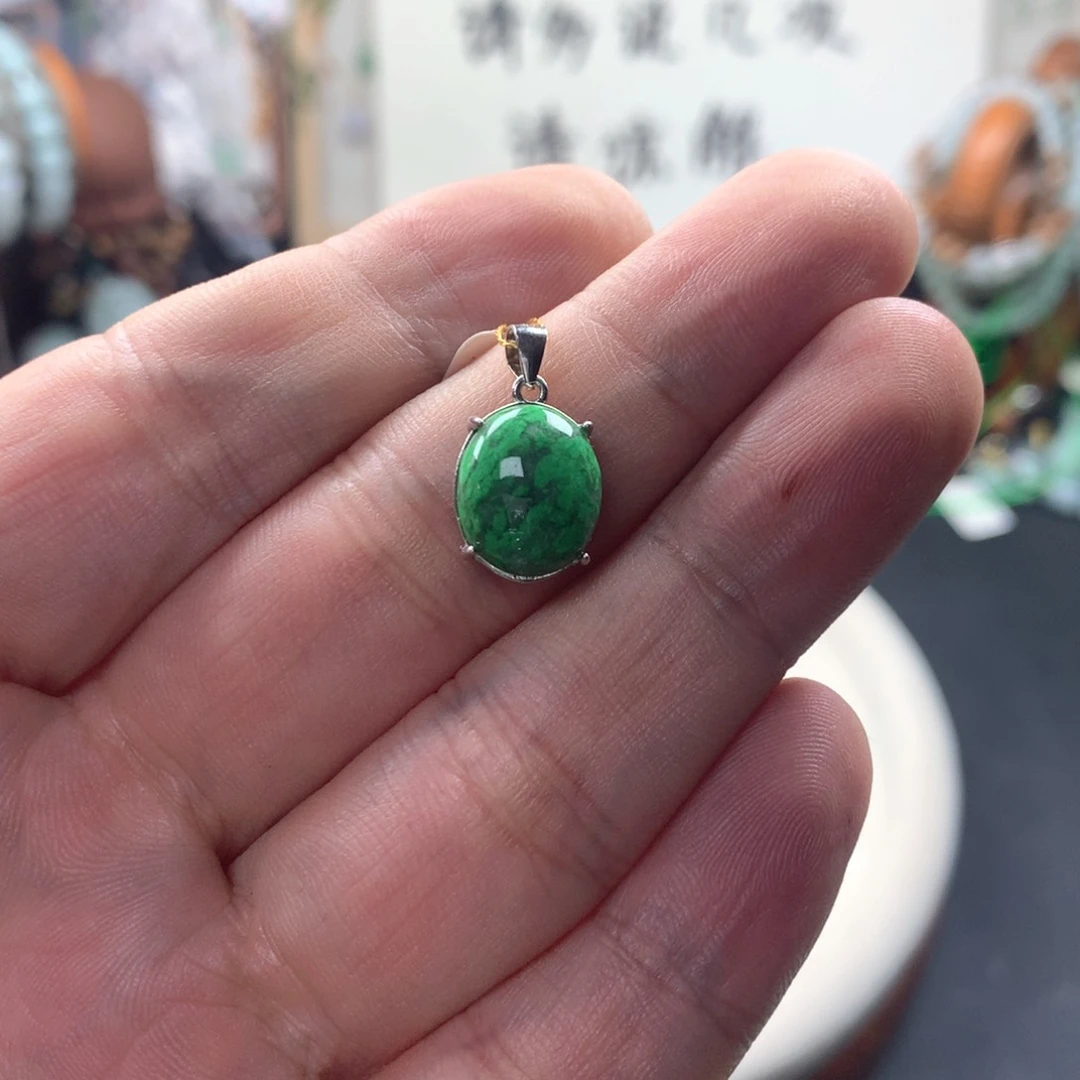 颈饰银S925镶嵌翡翠