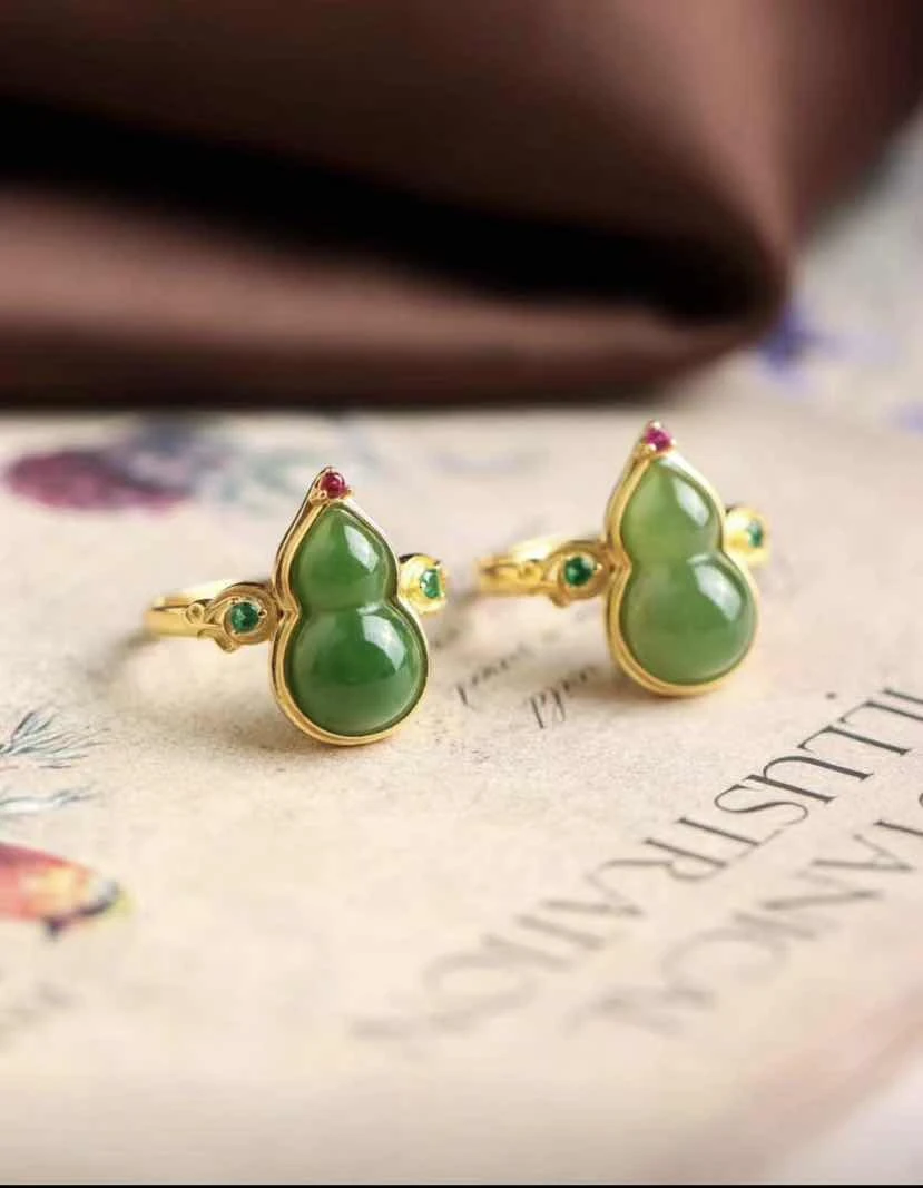 “葫誉”和田玉葫芦戒指 （实物一只戒指图片为展示）