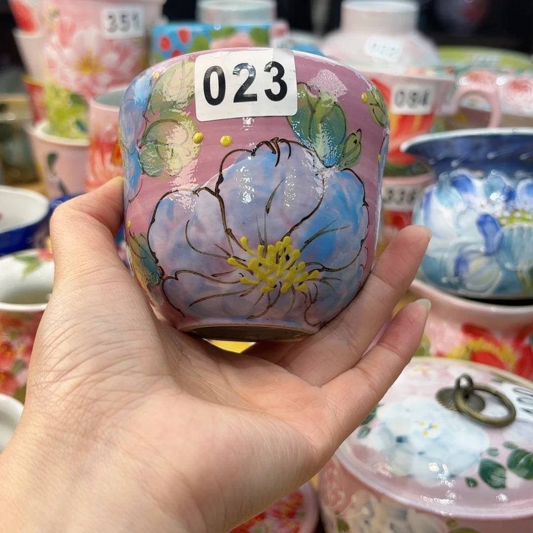 瓷片兔兔盖茨。兔兔